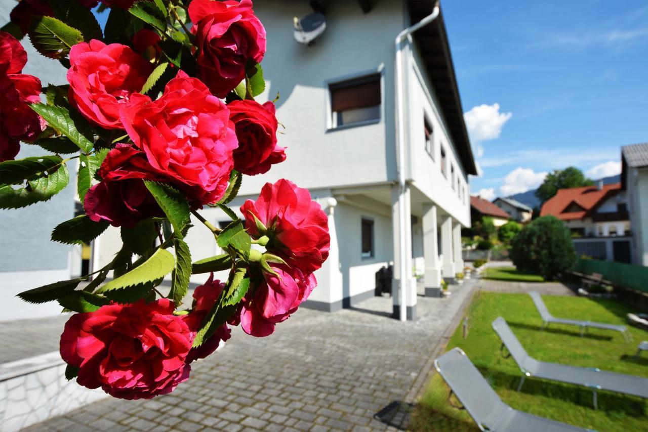 Alpenblick - Modernes Und Grosszuegiges Apartment Villach Eksteriør billede