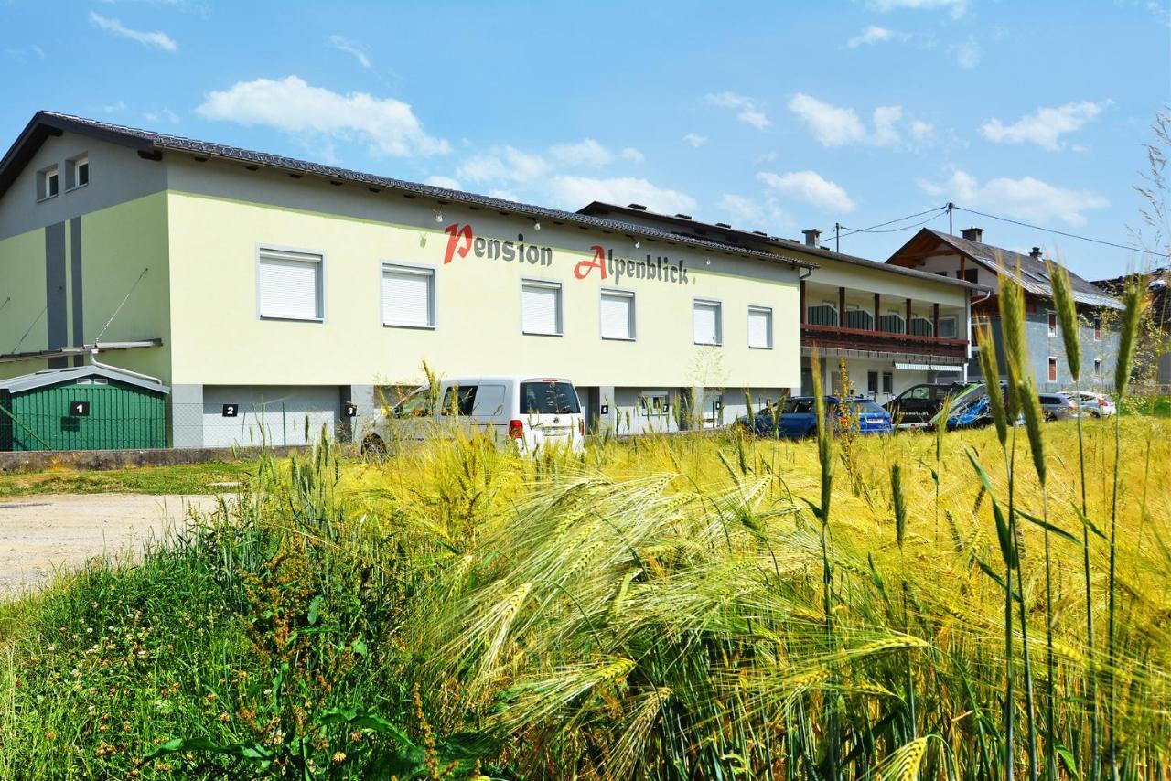 Alpenblick - Modernes Und Grosszuegiges Apartment Villach Eksteriør billede